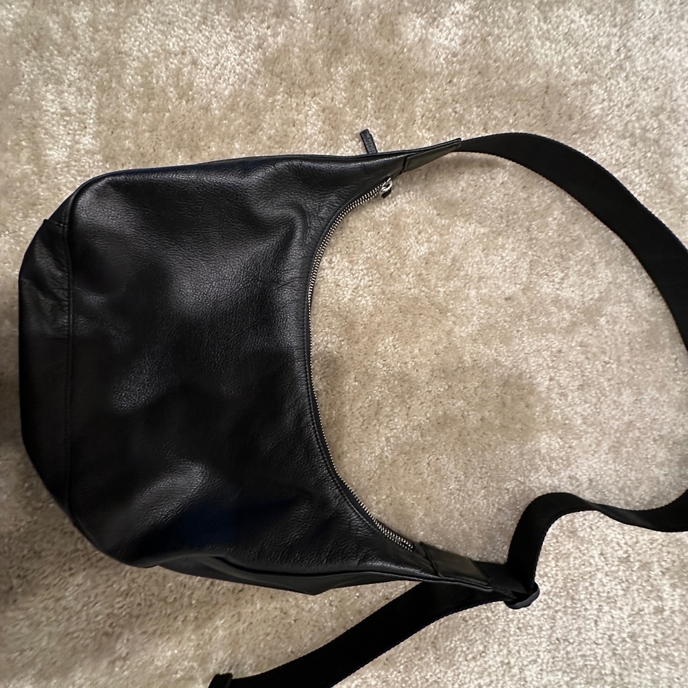 BAGGU Deadstock Medium Leather Crescent